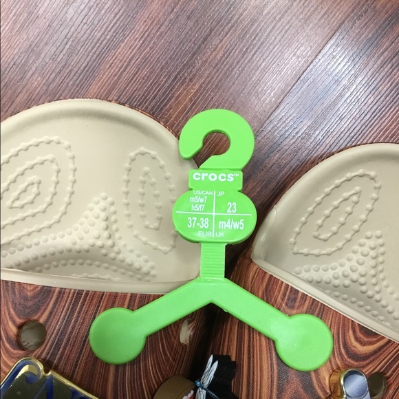 SZA x CROCS CLASSIC SLIDE - Picture 2 of 15